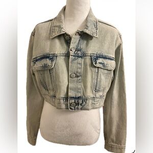 ***Refuge Denim** Light Blue  Cropped Jean Jacket.